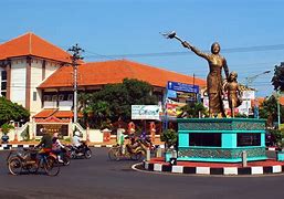 Kota Jepara Dikenal Sebagai Pusat Penghasil Kerajinan.... *